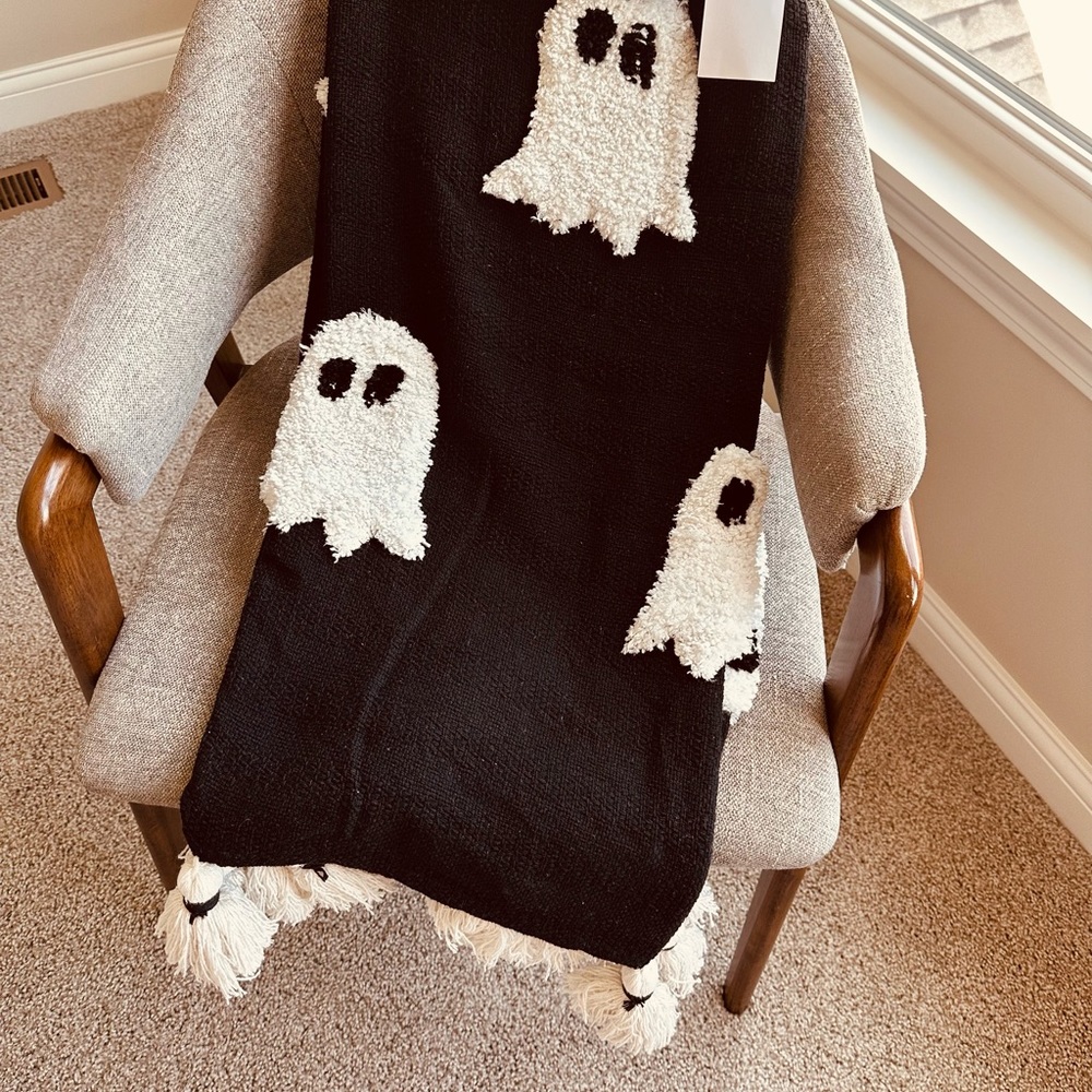 Rachel zoe ghost blanket viral ghost blanket / throw with tassels